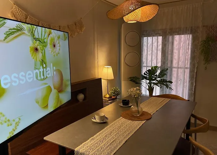 Апартаменты Gini Sindorim Walking Distance From Yeongdeungpo Station Up To 8 People 3 Bedrooms Hongik Station Incheon