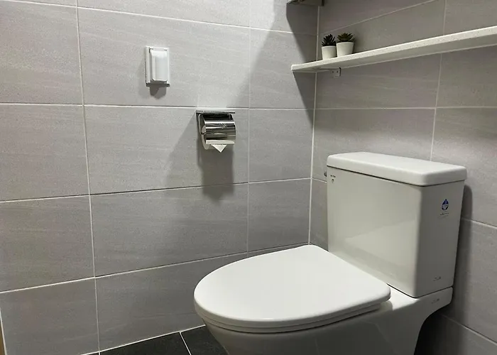 Апартаменты Gini Sindorim Walking Distance From Yeongdeungpo Station Up To 8 People 3 Bedrooms Hongik Station Incheon *